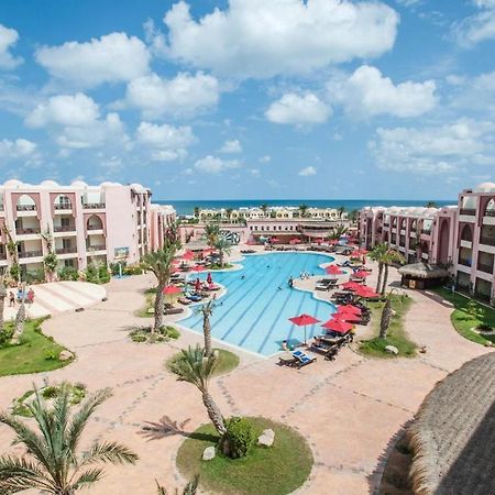 Hotel & Club Lella Meriam Dzsardzsísz Kültér fotó