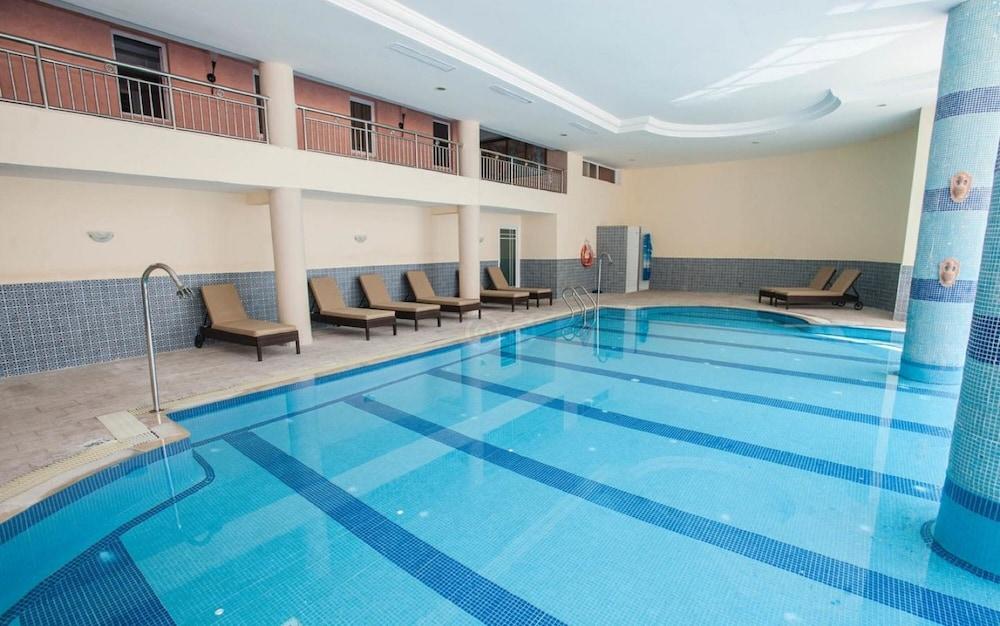 Hotel & Club Lella Meriam Dzsardzsísz Kültér fotó