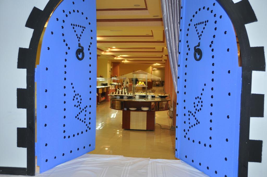 Hotel & Club Lella Meriam Dzsardzsísz Kültér fotó