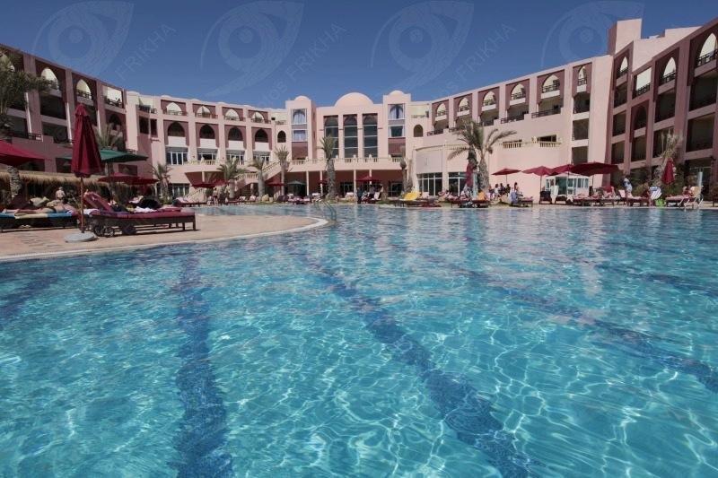 Hotel & Club Lella Meriam Dzsardzsísz Kültér fotó
